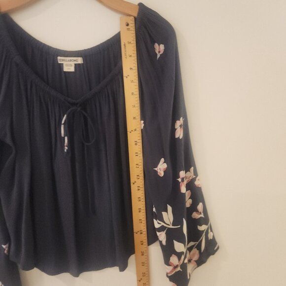 Billabong Floral Off the Shoulder Long Sleeve Top Light It Up Black Large NEW - Picture 13 of 14
